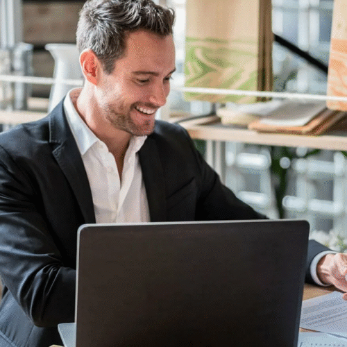 7 Free Ad Makers Every Small Business Owner Should Try in 2025